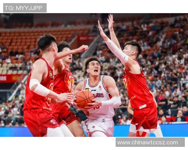 郭艾伦领衔中国男篮新征程展现无限潜力与拼搏精神助力球队再创辉煌