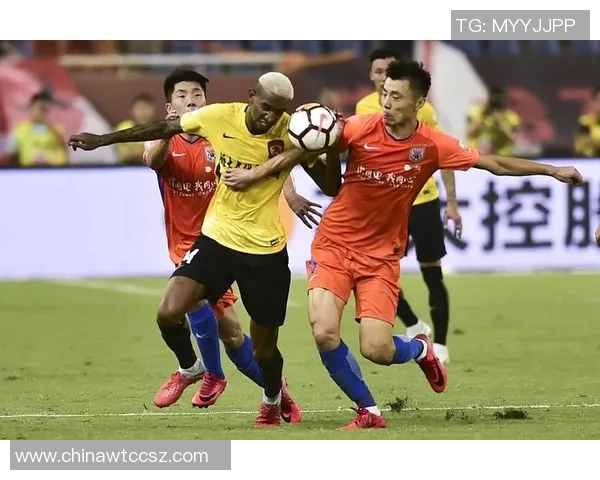 鲁能迎战永昌中超焦点之战期待精彩对决与球迷热情助威