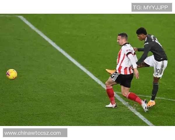 谢菲尔联迎战曼联英超激战双方争夺三分精彩对决即将上演