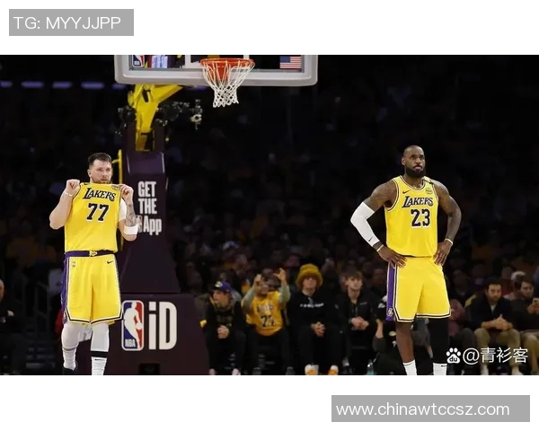 2004年湖人与火箭季后赛对决回顾及精彩瞬间分析 2004年湖人与火箭季后赛对决回顾及精彩瞬间分析