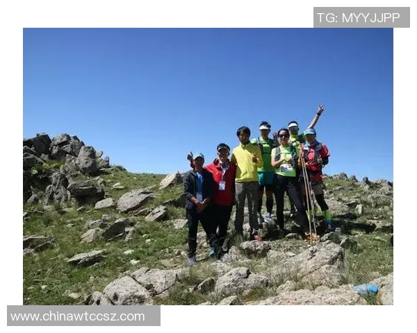 城市马拉松特别报道：上海滑板队勇攀高峰的奋斗历程与梦想追逐