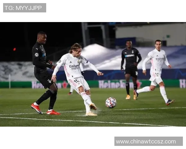 皇马与门兴激战成平局双方在欧冠小组赛中各取一分