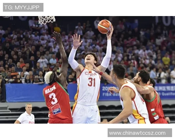 韩德君的篮球传奇之路与中国男篮的崛起历程探讨