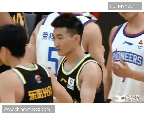 南京篮球队的节奏揭秘：从战术到团队协作的全景分析